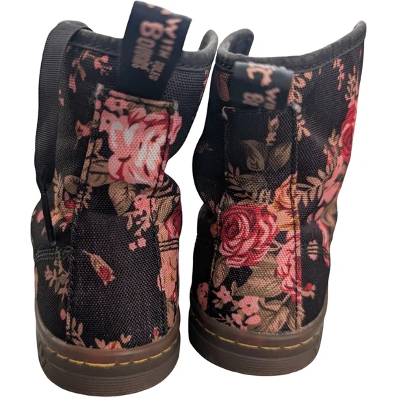 Dr. Martens Shoreditch Black Victorian Flowers canvas boots Size 7 - Picture 4 of 6